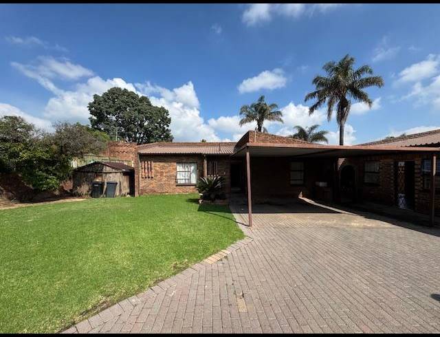 4 BEDROOM HOUSE FOR SALE IN TERENURE